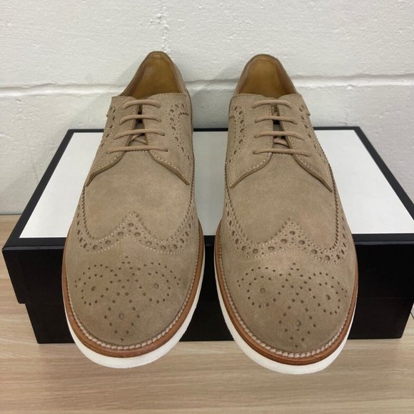 Tod's Men's Beige Suede Wingtip Oxford Dress Shoes Men's Size 9.5 Made In Italy - Picture 1 of 9